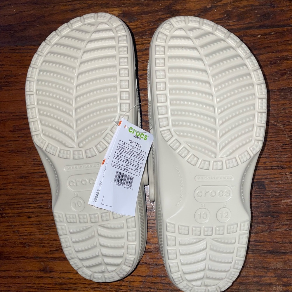 SOLD// New With Tags Crocs “Bone” Classic Clog Shoes *make offers* - Picture 3 of 6